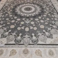 دو عدد فرش ۱۲ متری