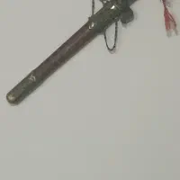 خنجر ، چاقو، شمشیر .