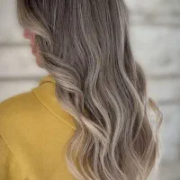 نیاز مند مدل رنگ مو سالن زیبایی مژگان خانی|خدمات آرایشگری و زیبایی|یزد, |دیوار