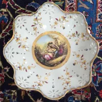 دکوری گل برجسته طلاکوب طرح لیلی مجنون