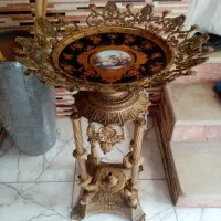 کنار سالنی پایه دار برنز