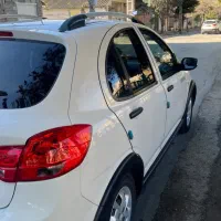 کوییک s بی رنگ مشابه صفر دارای مانیتور