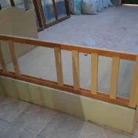 تخت چوبی کودک بهمراه تشک طبی