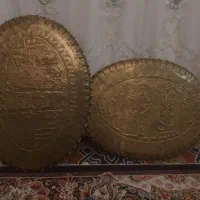 سینی برنجی بزرگ قدیمی|کلکسیون اشیاء عتیقه|ملارد, |دیوار