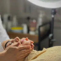 خدمات پوستی مخصوص بانوان عزیز