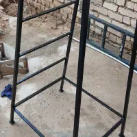 چارپایه فروشی بسیار محکم و استاندارد و سبک