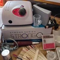 وسایل کاشت ناخن|آرایشگاه و سالن‌های زیبایی|مرودشت, ژیان|دیوار