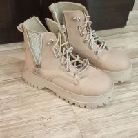 پوتین دخترانه