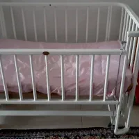 تخت گهواره ای نوزاد تا ۳ سال|تخت و سرویس خواب|اسلامشهر, شهرک قائمیه|دیوار