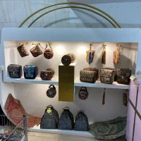 ویترین مغازه