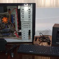 کیس کامپیوتر سالم + اسپیکر + کیبورد و موس