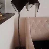آباژور و گل گلدان
