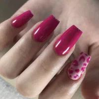 کاشت ناخن با متریال روسی