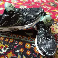 کتونی ساکونی اک و کامپوس اک