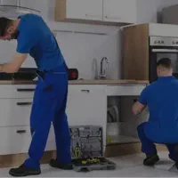 خواهان نصاب کابینت