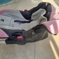 صندلی غذاخوری و صندلی ماشین کودک|تخت و صندلی بچه|کلاله, |دیوار