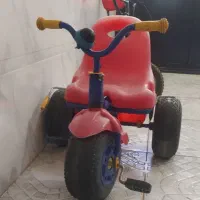 سه چرخه کودک دوچرخه