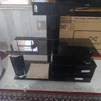 میز تلویزیون شیشه ای