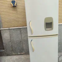 یخچال اورست سالم و تمیز