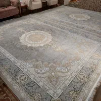 فروشدو عدد فرش ۶ متری ۳۰ میلیون تومان