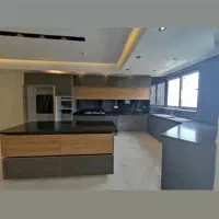 قائم مقام مشاهیر ۱۰۰ متر نوساز کلید نخورده