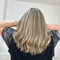 آموزش رنگ و لایت