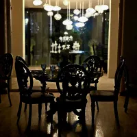 سالن عقد ، تولد ، محضر