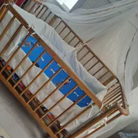 تخت کنار مادر|تخت و صندلی بچه|ایزدشهر, |دیوار