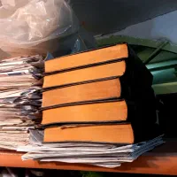 روزنامه باطله بصورت کیلویی و روزنامه کیهان 5 عدد