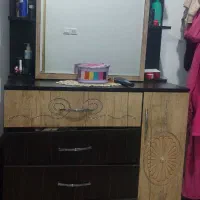 میز آرایش و دوعدد پاتختی