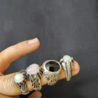 معاوضه انگشتر با قناری یا عروس هلندی