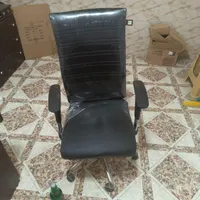 صندلی انتظار و صندلی مدیریت|دفتر کار|قم, چهل درخت‎|دیوار