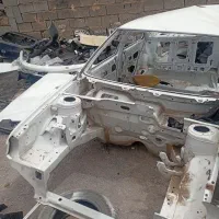 درب جلو عقب راست با گلگیر رنگ فابریک