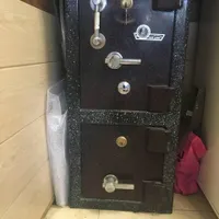 یکعدد گاوصندوق جهان کاوه