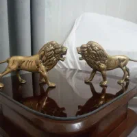 مجسمه های برنجی