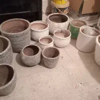 گلدان ها سرامیکی سفالی پلاستیکی دونه ای ۲۰۰مهرگان