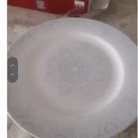 ۱۲عددبشقاب چینی زرین