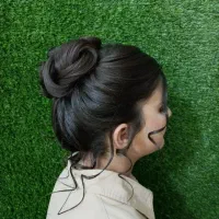 میکاپ و شینیون همراهی|خدمات آرایشگری و زیبایی|سبزوار, شهدا|دیوار