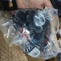 کیلومتر رهرو|قطعات یدکی و لوازم جانبی|ری, شهادت|دیوار