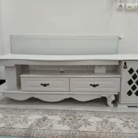 میز تلویزیون در حد نو