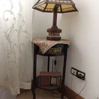 آباژور همراه میز