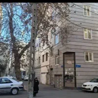 واحد-61-متری-طبقه-3-با-پارکینگ-سندی