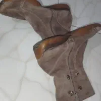 پوتین زنانه و بچه گانه چرم خارجی|کیف، کفش، کمربند|فیروزآباد (فارس), |دیوار