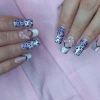 خدمات کاشت وترمیم ناخن ، کفسابی پا