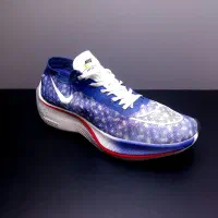 دو جفت کتونی ۴۳نایکی کتانی Nike vaporfly اورجینال