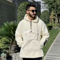 وسط کار خانم جهت تولیدی پوشاک