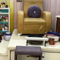 میز پدیکور همراه صندلی   جکوزی پا و پارافین تراپی