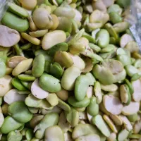 باقالی پاک کرده و تمیز