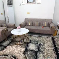 مبلمان هفت نفره و میز عسلی