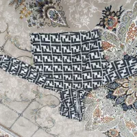 لباس|لباس|مشهد, حضرت حجت|دیوار